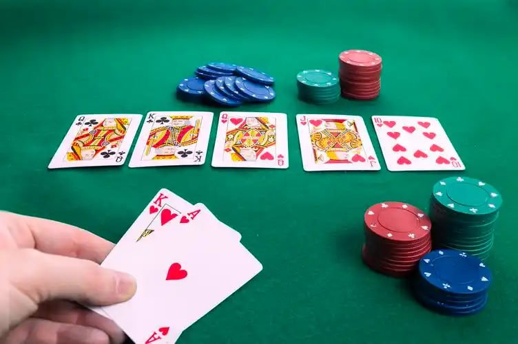 Boss11 kasino live dealer terbaik Indonesia dengan tampilan modern